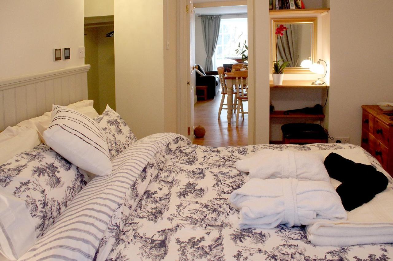 Beautiful Seaside One Bedroom Apartment แชลดอน ภายนอก รูปภาพ